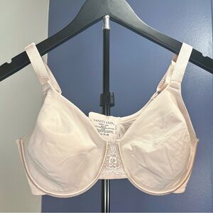 Vanity Fair Women's Bra - nude